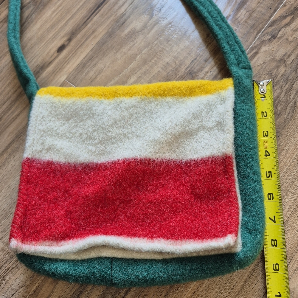 Vintage Wool Shoulder Bag With Inside Pouch - Picture 5 of 6